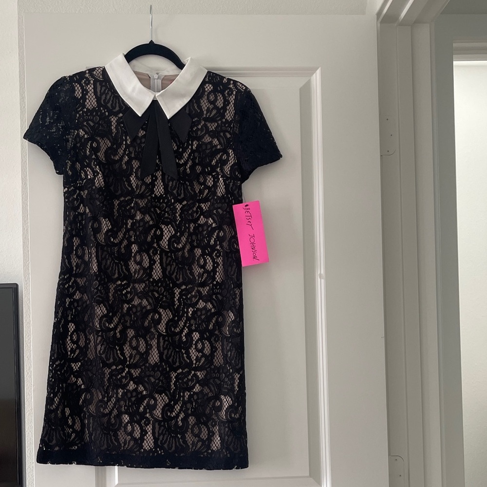 Elegant Black Lace women’s  Dress with White Collar